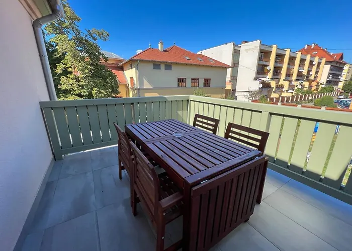 Apartament Lujza *